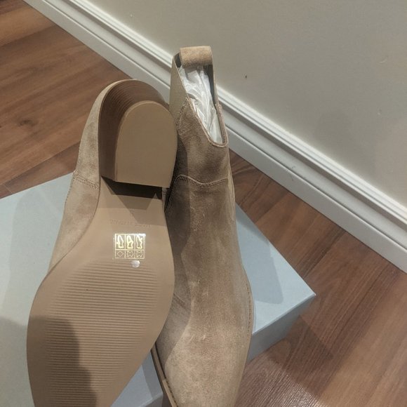 Everlane boots - Picture 2 of 2